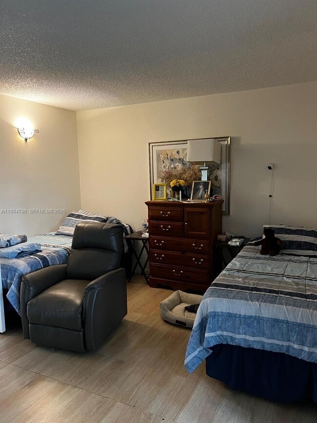 Building Photo - 1551 SW 135th Terrace