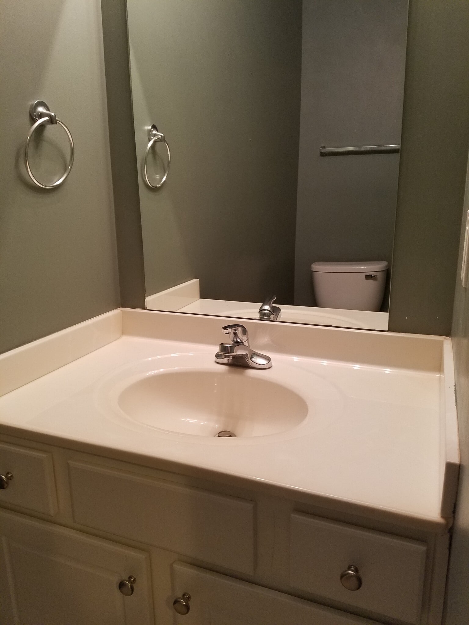 Building Photo - 1151 NE 7th Ln