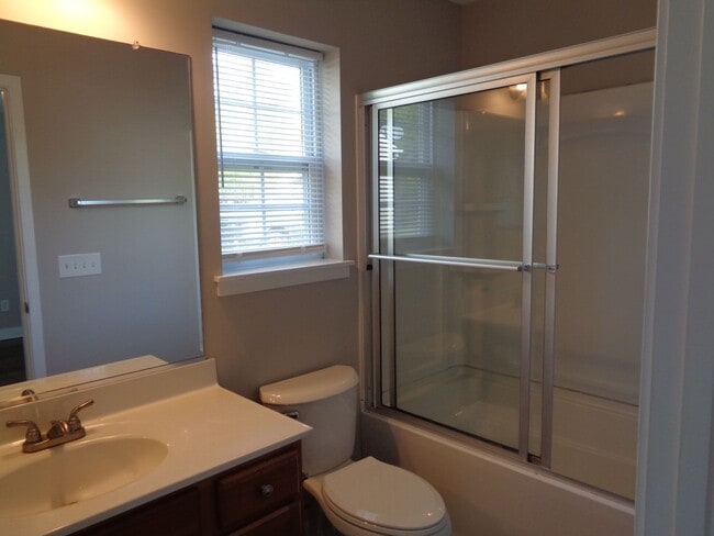 Building Photo - One Level House for Rent-Clemmonsville Rd. Area