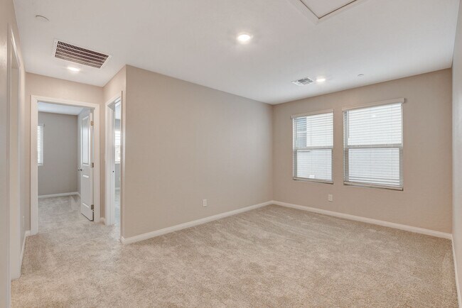 Building Photo - 11553 Alpine Cove Ave