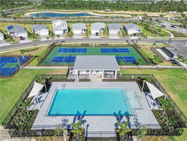 Building Photo - 16420 Seven Lks Ave