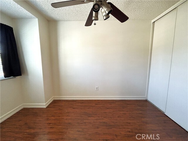 Building Photo - 3214 Canary Ct