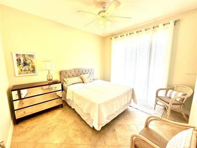 Building Photo - 2736 Magdalina Dr