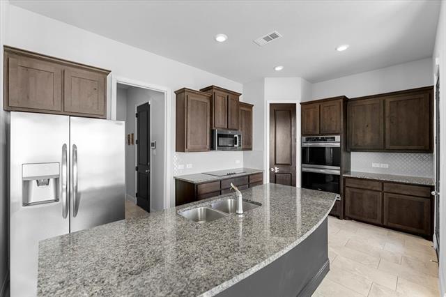 Building Photo - 6320 Starr Dr.