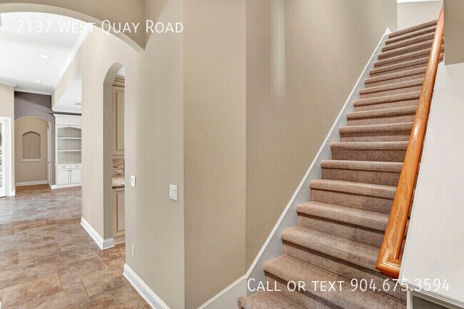 Building Photo - 2137 W Quay Rd