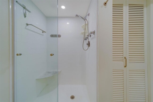 Building Photo - 170 Boca Ciega Point Blvd S