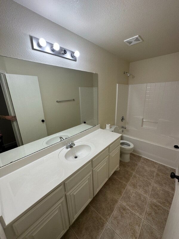 Building Photo - 1324 Sierra Blanca Dr