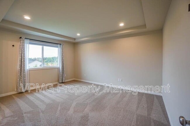 Building Photo - 8714 N 3rd Way