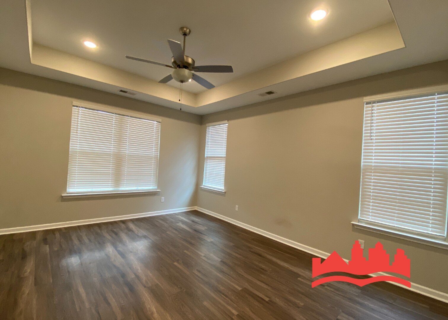 Building Photo - RENT SPECIAL: 1/2 OFF FIRST MONTH RENT!