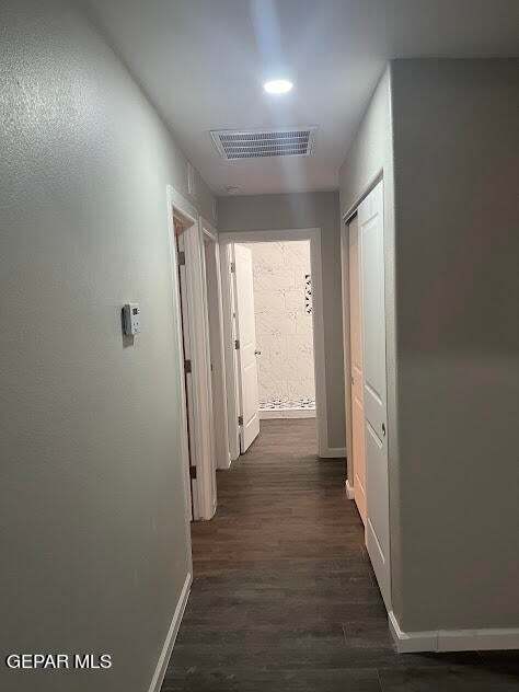 Building Photo - 8761 Lawson -
