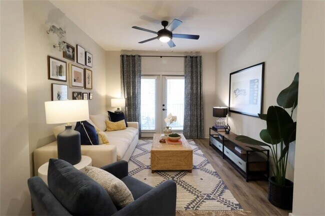 Building Photo - 300 Hwy 81