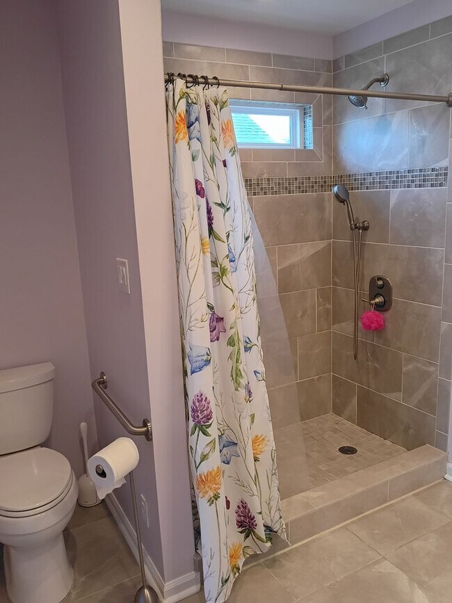 Building Photo - BRIDGEPORT