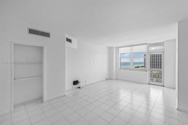 Building Photo - 4747 Collins Ave