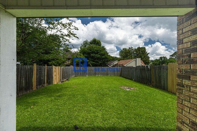 Building Photo - 35 Northtown Rd