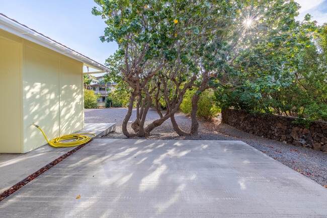 Building Photo - 68-1878-1878 Pau Nani St