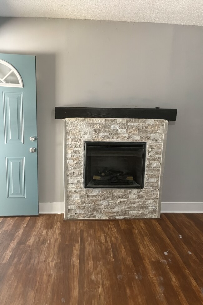 Building Photo - 260 Balkcom Ave