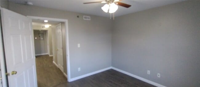 Building Photo - 1201 Spring Creek Ln