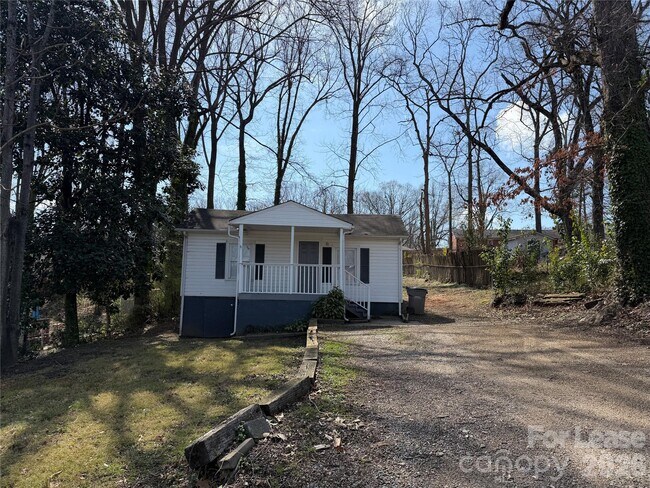 Building Photo - 603 E 8th Ave