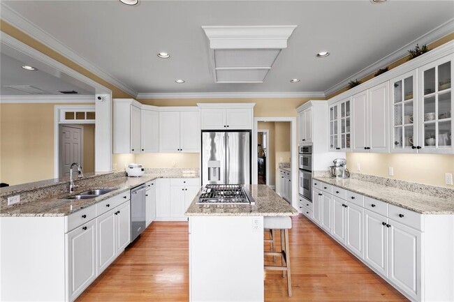 Building Photo - 98 Baltic Cir