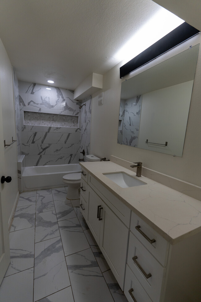 Renovated Bathroom - 9711 Linkmeadow Ln