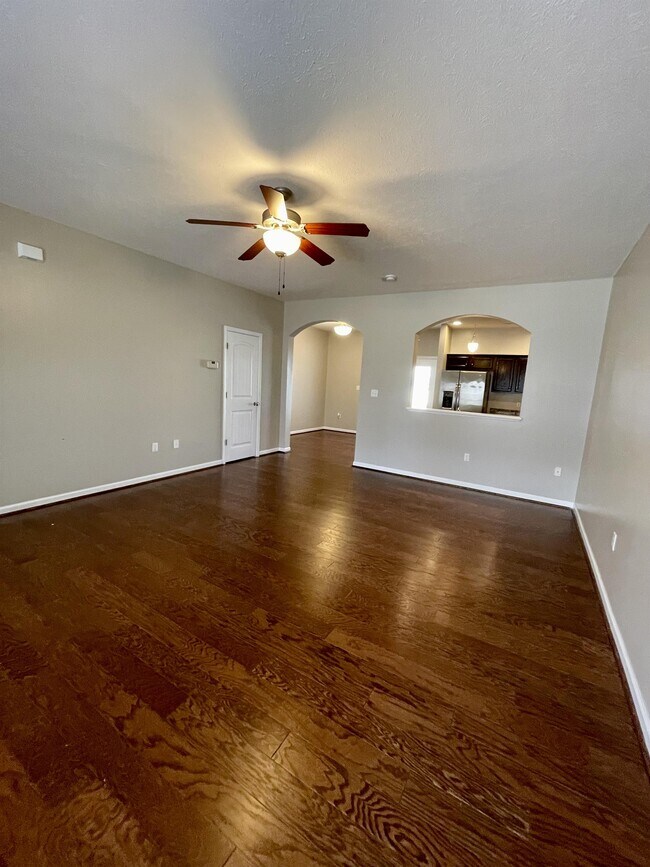 Building Photo - 211 Portico Street