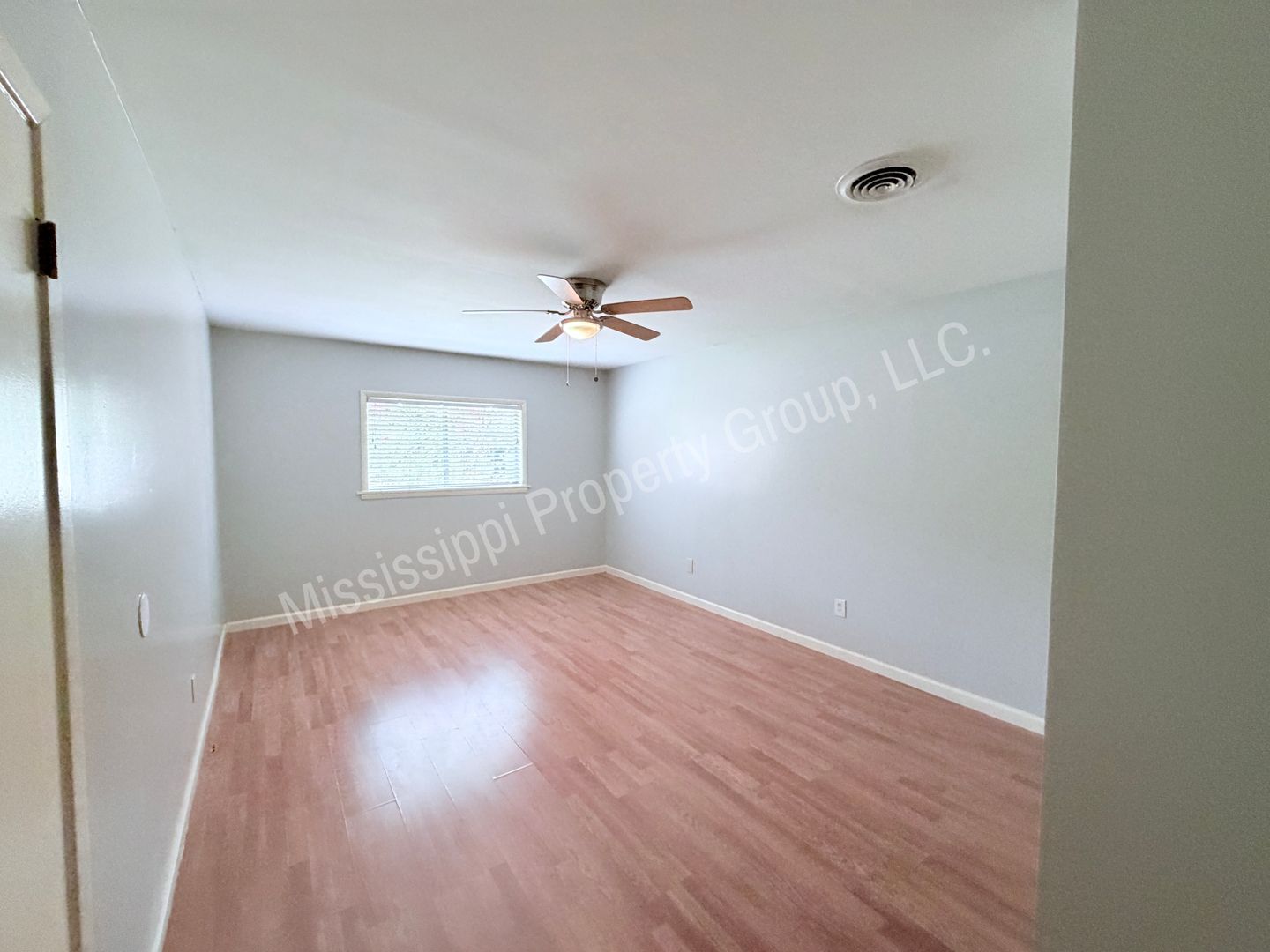 Building Photo - 1214 Beanland Dr