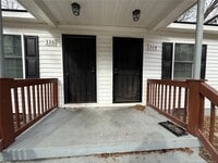 Building Photo - 324 Rhew St