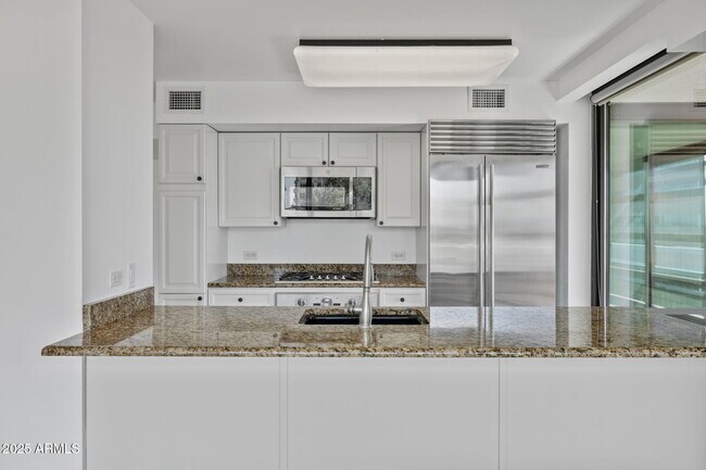 Building Photo - 4808 N 24th St