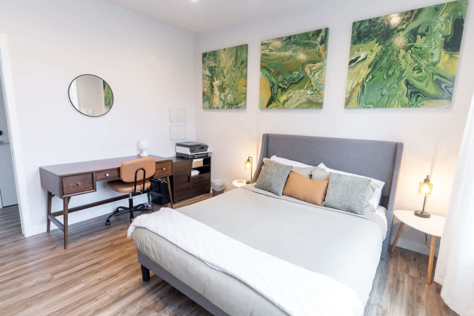 Building Photo - 5177 NE 14th Pl