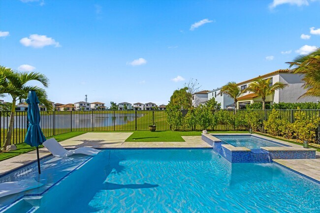 Building Photo - 4795 Sand Dollar Dr