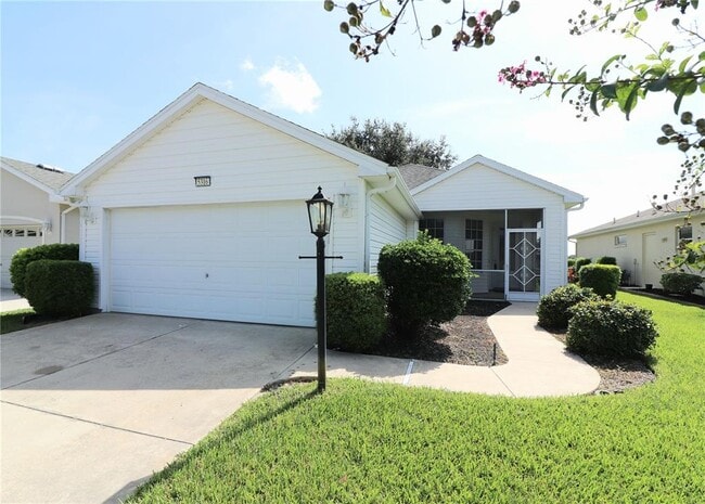Primary Photo - 5316 Sir Churchill Dr
