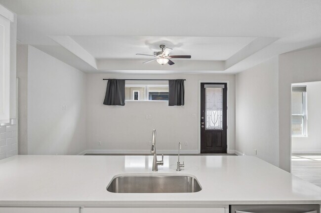 Building Photo - 154 Magnolia Cir