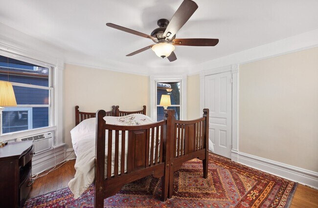 Building Photo - 1224 Sherman Ave