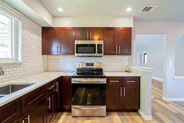 Building Photo - 2620 Winfield Dr
