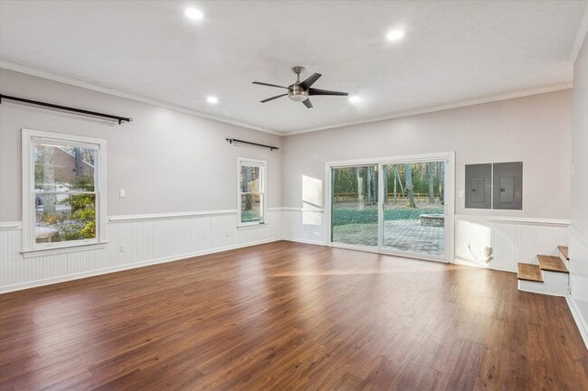 Building Photo - Quiet Coastal VA Yorktown Rental Near Bases