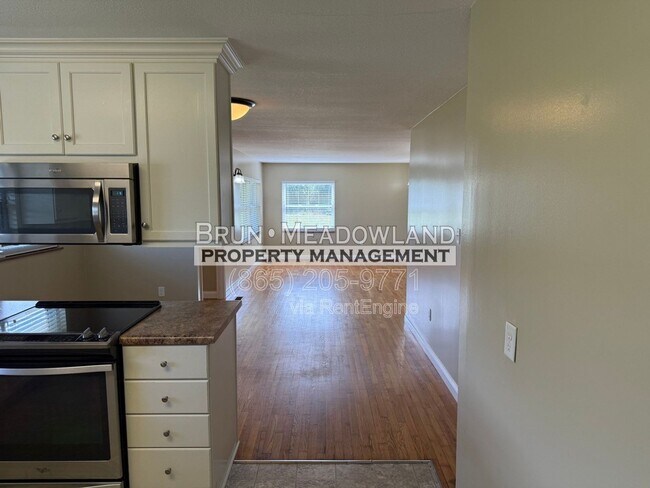 Building Photo - 3239 Morganton Rd