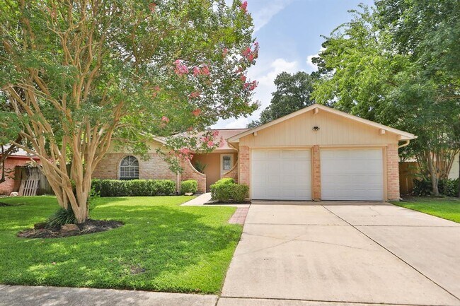 Primary Photo - 15822 Whipple Tree Dr