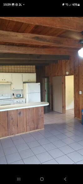 Building Photo - 88901 Old Hwy