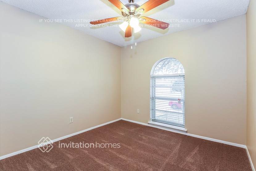 Building Photo - 5411 Vermillion Trail