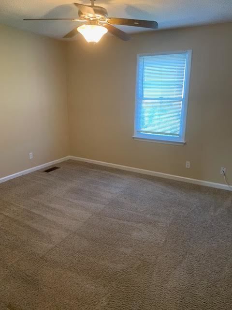 Building Photo - 134 Oakmont Dr