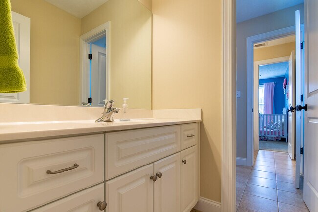 Building Photo - 1204 Berkley Hills Pass