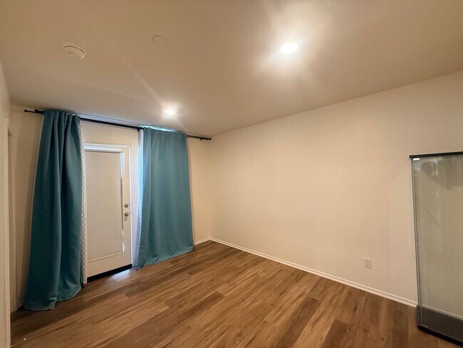 Building Photo - Get your own private place to call home!