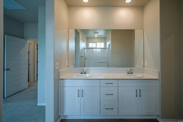 Building Photo - 28549 Via Prago