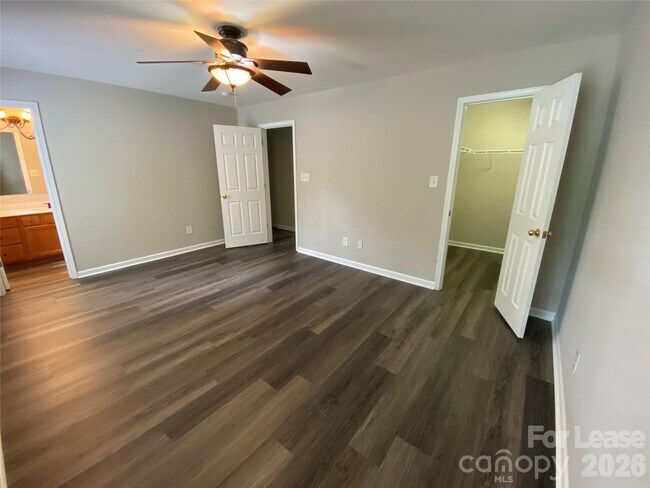 Building Photo - 10310 McGoogan Ln