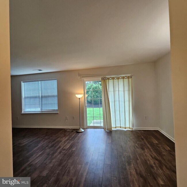 Building Photo - 76 Kramer Ct