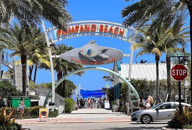 Building Photo - 1501 S Ocean Blvd