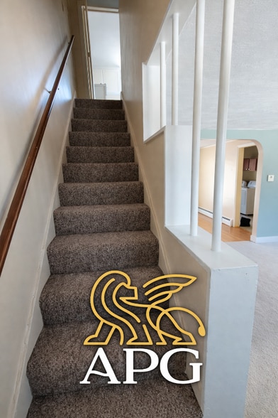 Building Photo - 951 Churchville Riga Rd