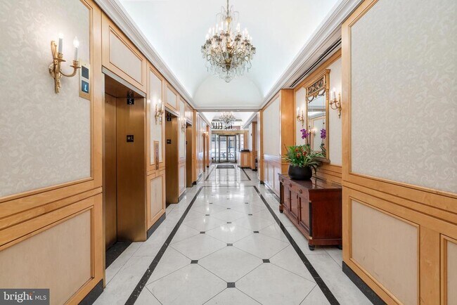 Building Photo - 1500 Chestnut St