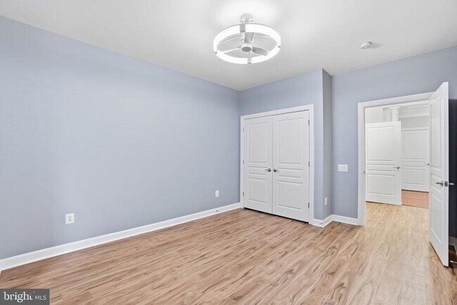 Building Photo - 7871 Rolling Woods Ct