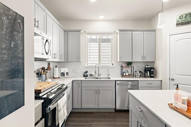 Building Photo - 149 Fiery Skipper Ln